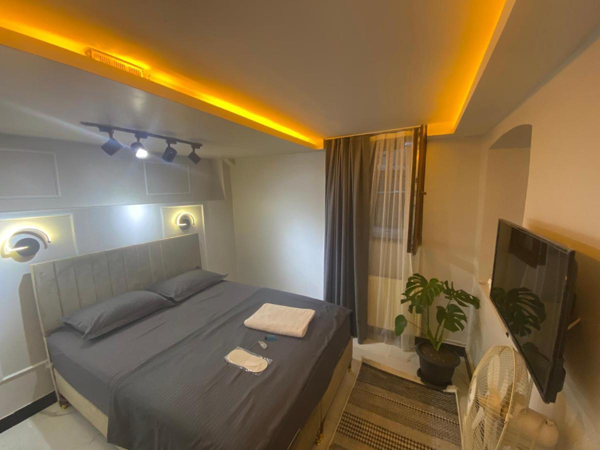 Moon Suit Taksim Istanbul Exterior photo